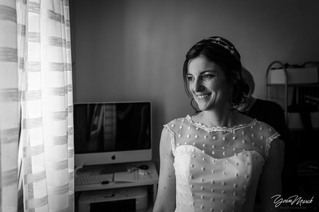 photographe-mariage-haut-rhin-yvan-marck-preparatifs-robe-mariée