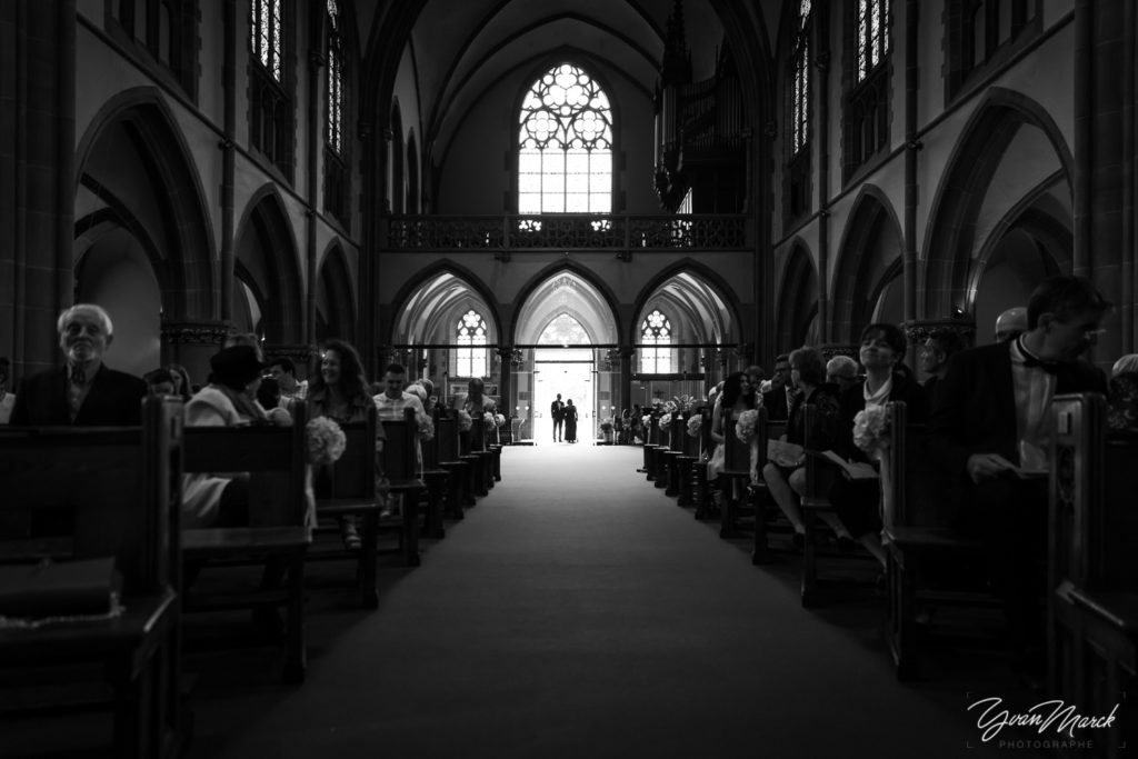 Cérémonie religieuse église saint Maurice Strasbourg
mariage franco-brésilien à la villa quai sturm par yvan marck photographe de mariage à strasbourg Alsace